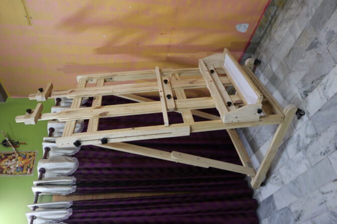 Easel