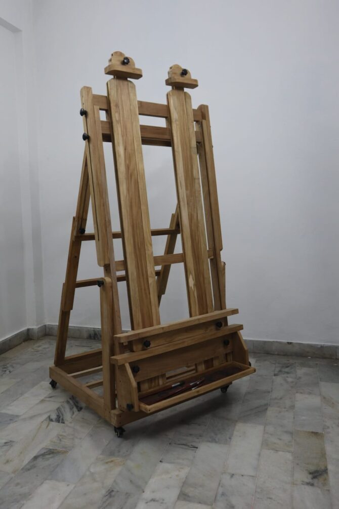 Artist Studio Easel - Image 8